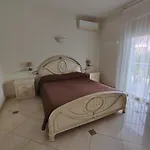 Luxury Villa Azzurra Con Piscina E Terrazze Vista Lago