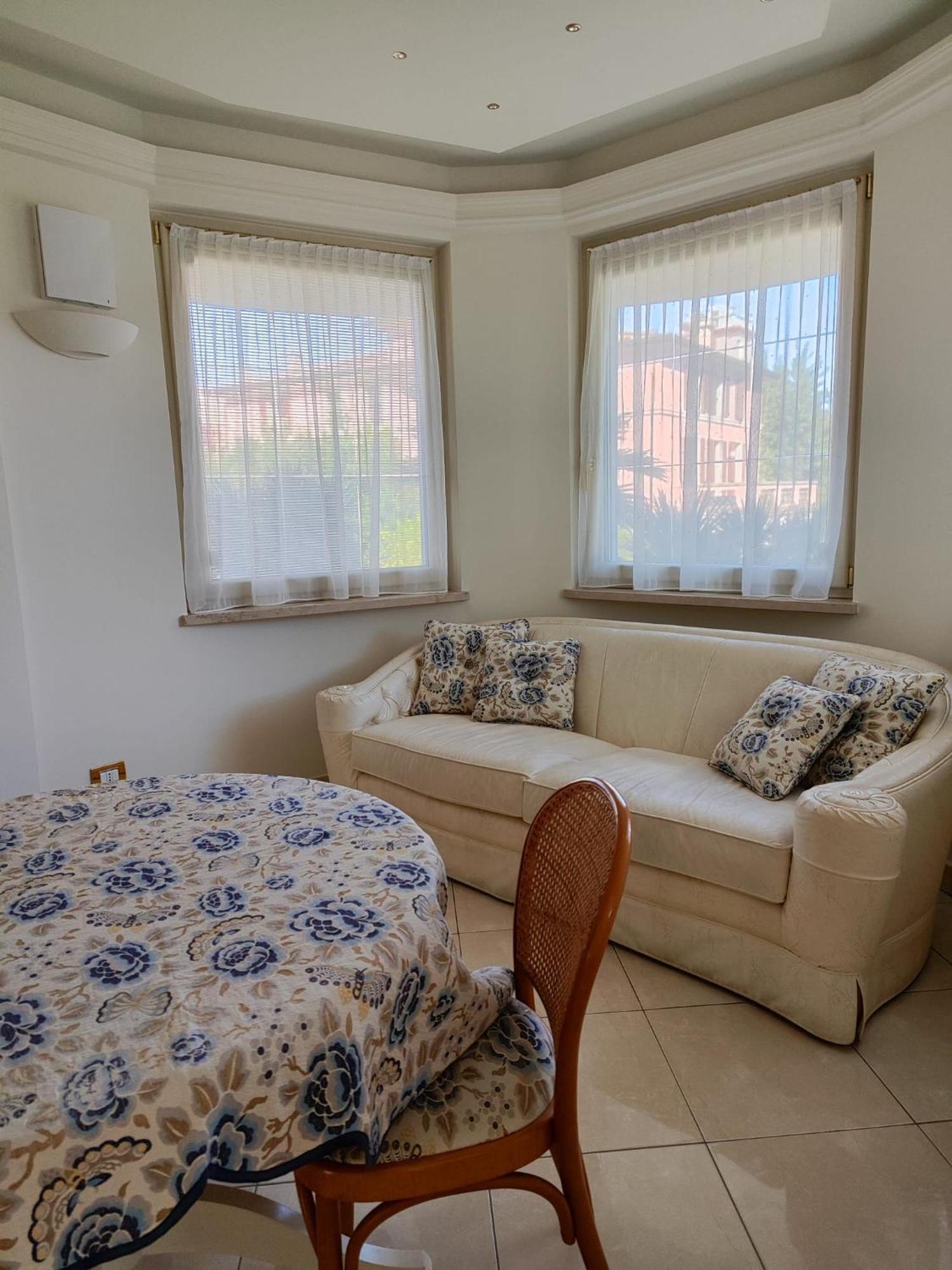 Appartement Luxury Azzurra Con Piscina E Terrazze Vista Desenzano del Garda