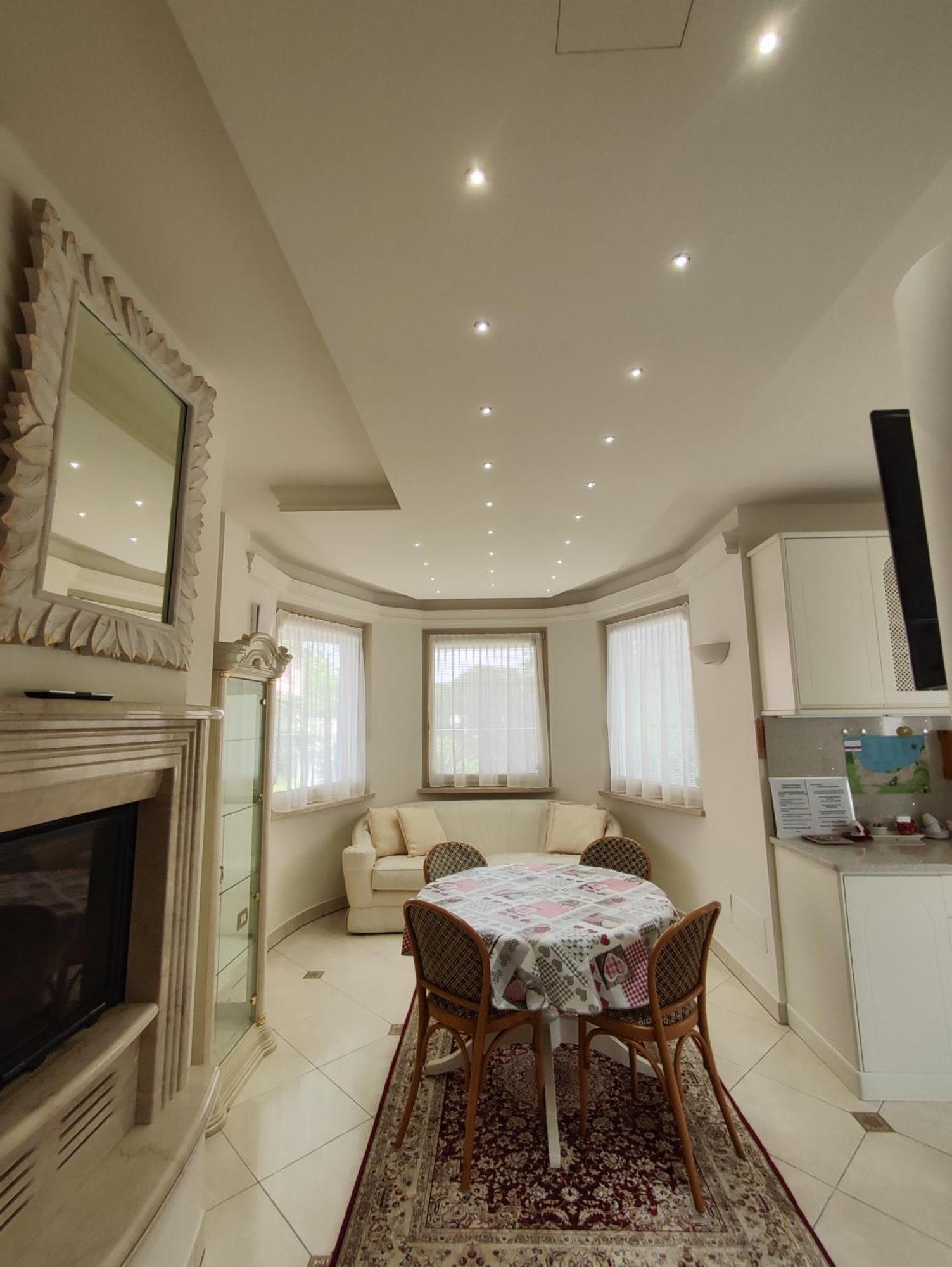 Luxury Azzurra Con Piscina E Terrazze Vista