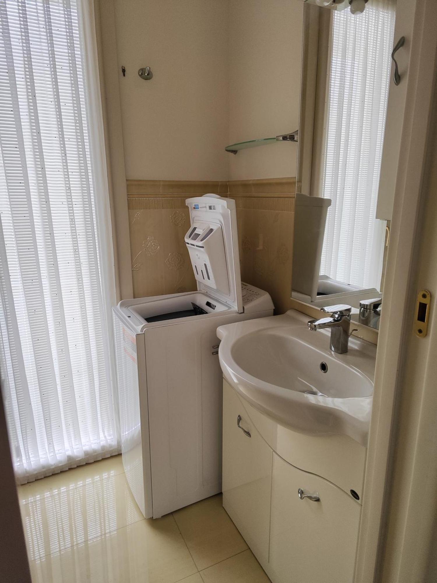 Luxury Azzurra Con Piscina E Terrazze Vista Desenzano del Garda